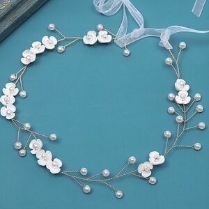 Bridal hair piece Pearl Bridal hair vine Bridal headpiece Pearl Crystal Bridal